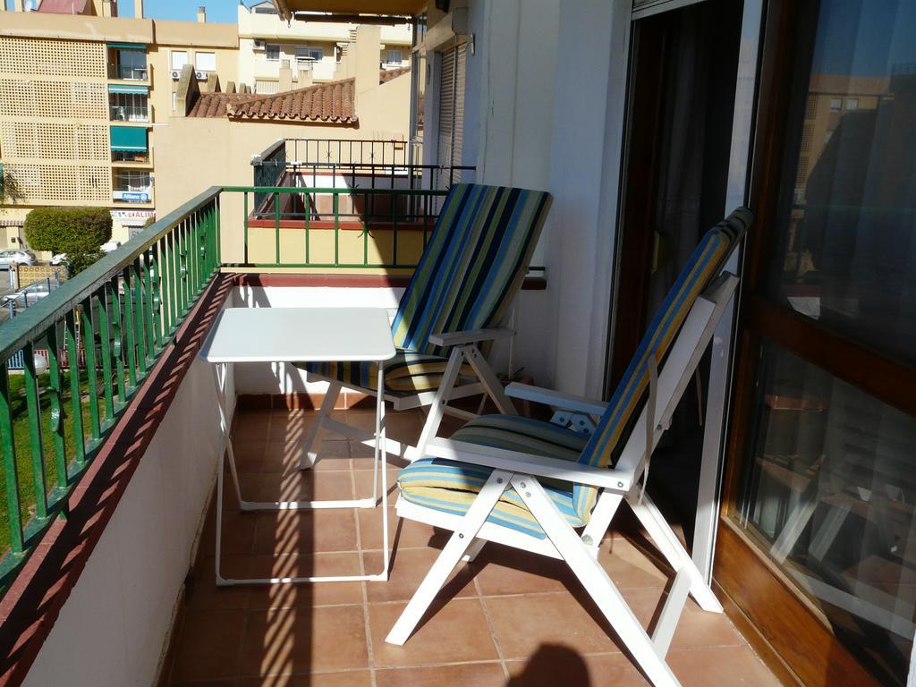 Ático en Rincón de la Victoria Apartamento Exterior foto